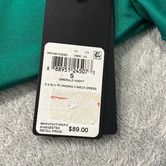 Emerald green Guess Dress - Picture 3 of 4